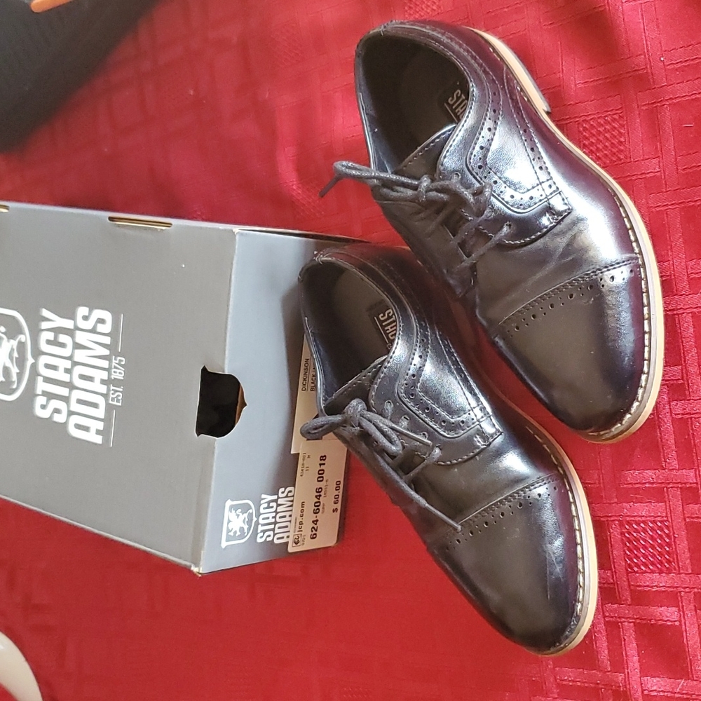 Boys dress shoes sz 11, black Stacy Adams